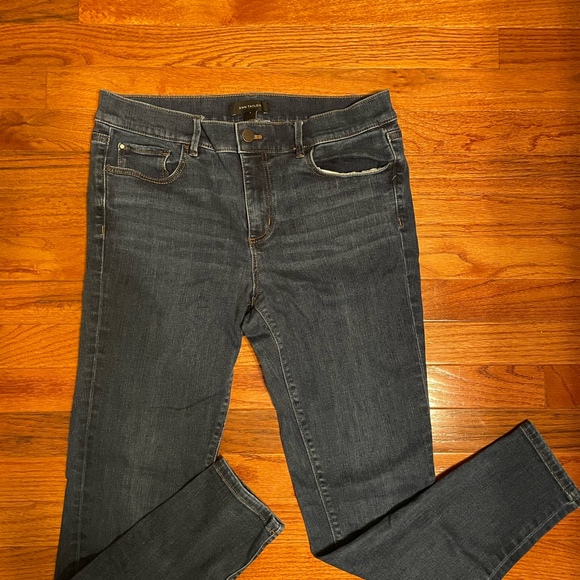 Ann Taylor Women’s The Skinny Size 8 Jeans - Picture 2 of 7